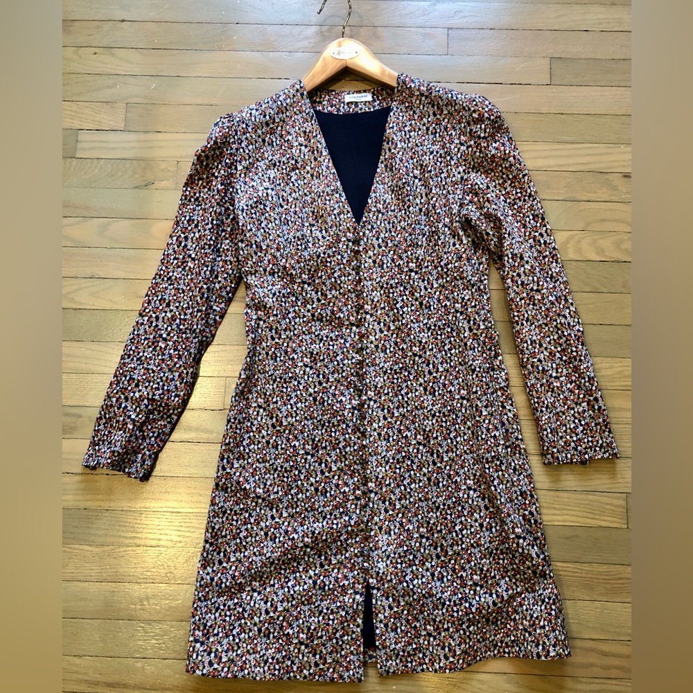 Very feminine and soft floral mid length ( above knee).